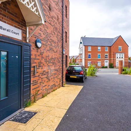 Chique Properties: Spacious Apartments Near Liverpool Stadiums Exterior photo